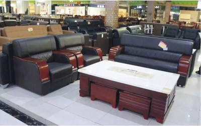 石排這間家具城6.5折,老婆又忍不住了.